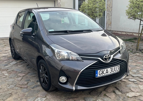 Toyota Yaris cena 42990 przebieg: 91000, rok produkcji 2014 z Kartuzy małe 277